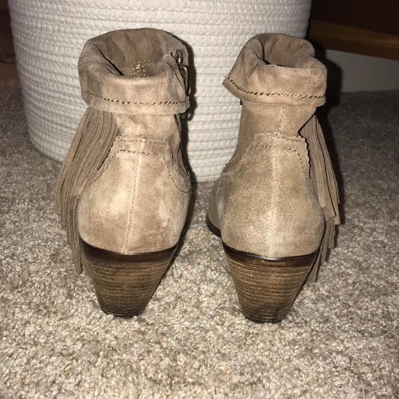 Sam Edelman Louie Fringe, Suede Ankle Bootie — 9 M - Picture 3 of 6